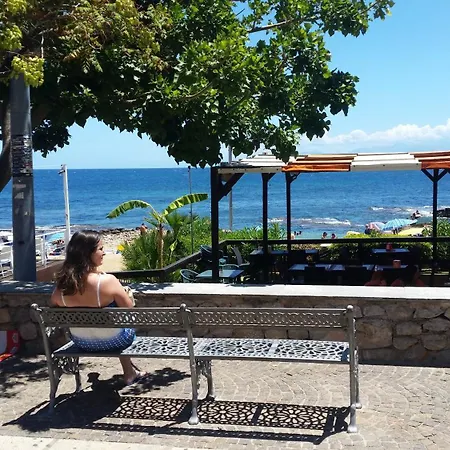 Apartment Seafront House Gabbiano Blu Santa Flavia