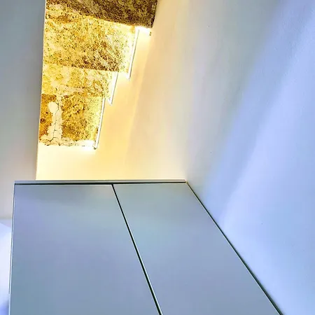 Apartment Seafront House Gabbiano Blu *