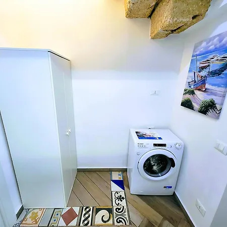 Seafront House Gabbiano Blu 公寓 *