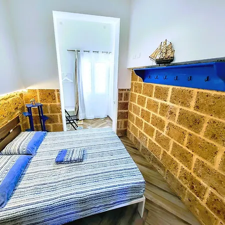 Apartment Seafront House Gabbiano Blu Santa Flavia