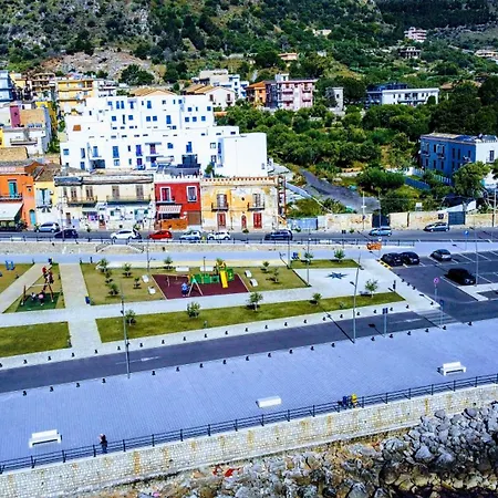 Apartment Seafront House Gabbiano Blu Santa Flavia